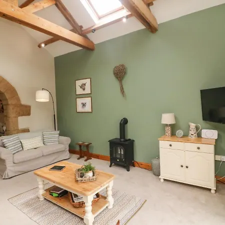 The Arches Larklands